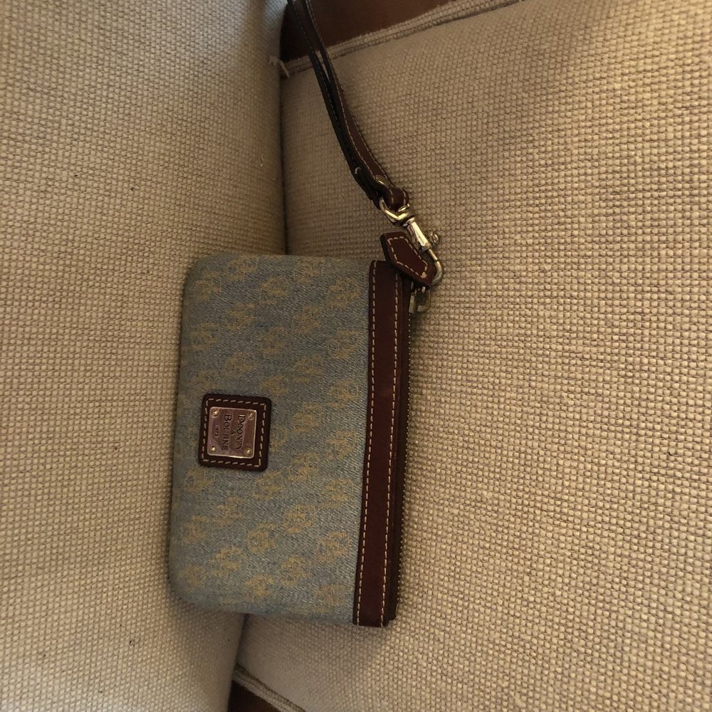 Dooney & Bourke Wristlet
